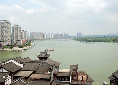 区教委加快推进教育基础设施建设