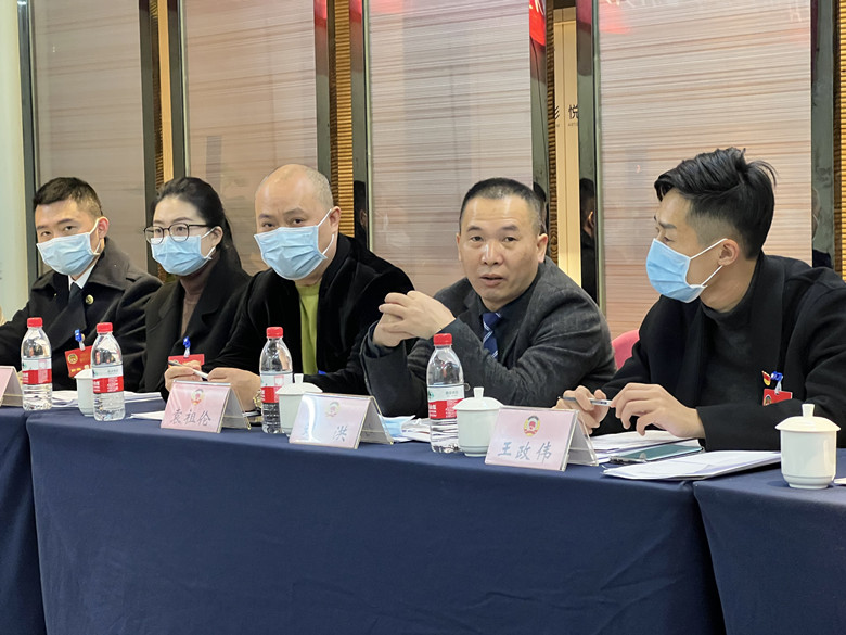 创业不忘家乡情  建言献策为发展丨合川日报访区政协委员、我会执行会长 刘洪